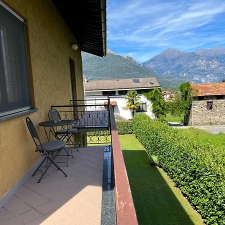 Apartment House With Large Garden, 2 Bedrooms, 2 Bathrooms,