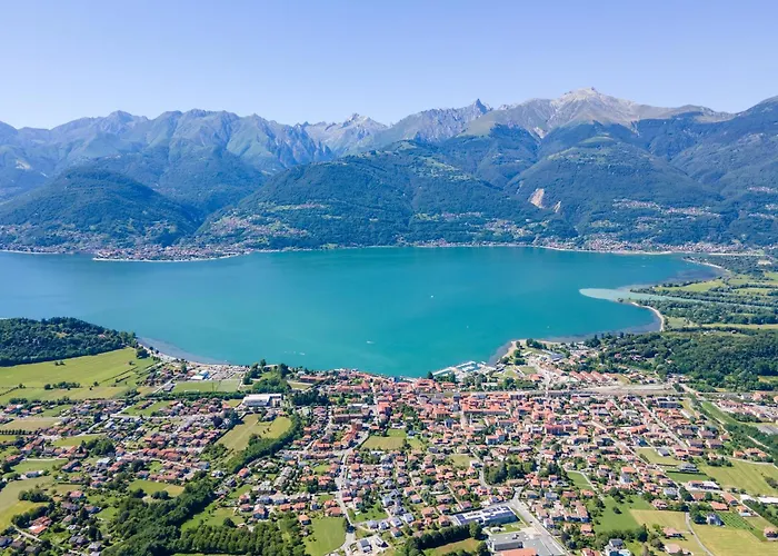 House With Large Garden, 2 Bedrooms, 2 Bathrooms, Apartman *